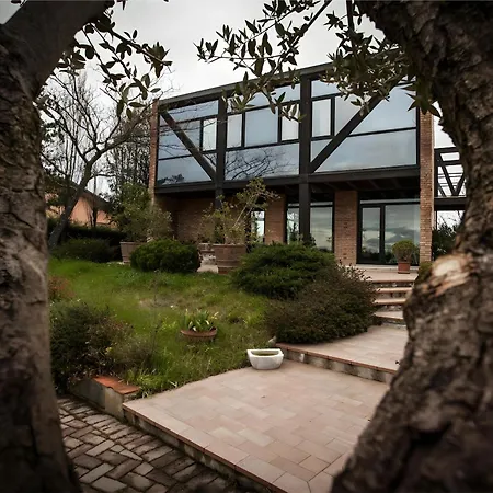 E M - Cubo Con Vista Gradara